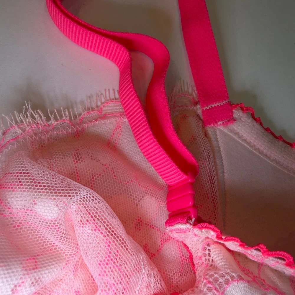 Victorias Secret Dream Angels Pink Floral Lace Bra 34DD Cheekini Set M